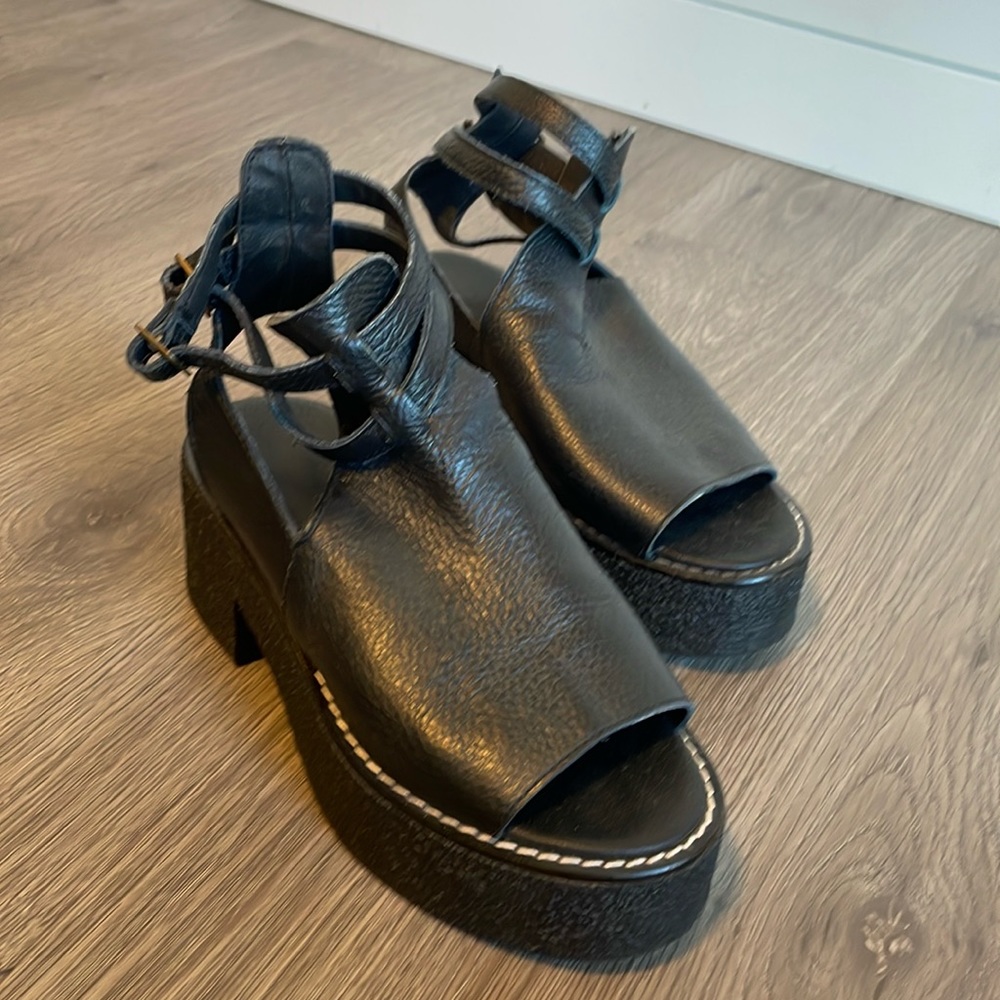 Free People leather platform sandal size 36